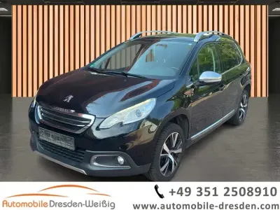 Gebraucht Peugeot 2008 Allure 120 PS (88 kW) 2014 Schwarz lackierung schwarz perla nera/me (metallic) SUV