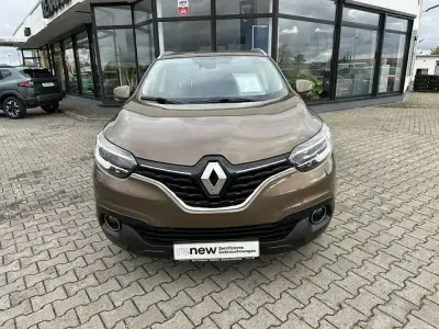 Gebraucht Renault Kadjar Collection 131 PS (96 kW) 2018 Chocolatbraun metallic SUV