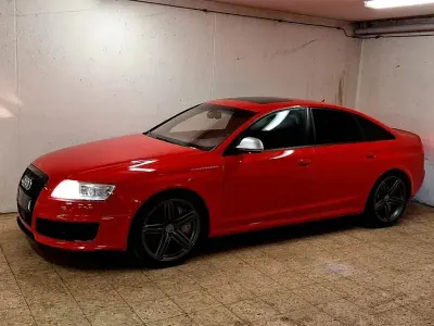 Używany Audi RS6 Exclusive 579 KM (425 kW) 2010 Czerwony Sedan/Limuzyna