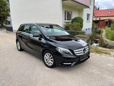 Mercedes B180