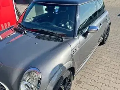 Gebraucht Mini Cooper S 14 PS (10 kW) 2004 Schwarz Kleinwagen