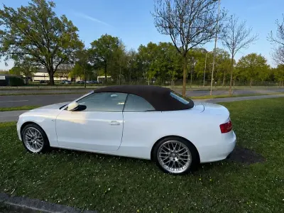 Gebraucht Audi A5 Cabriolet 210 PS (154 kW) 2011 Weiß Cabrio