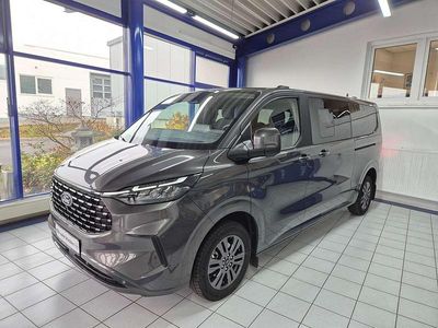 Gebraucht Ford Tourneo Titanium 136 PS (100 kW) 2025 Magneticgrau (metallic) Van / Kleinbus