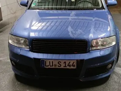 Gebraucht Audi A4 S-Line 170 PS (125 kW) 2002 Blau Limousine