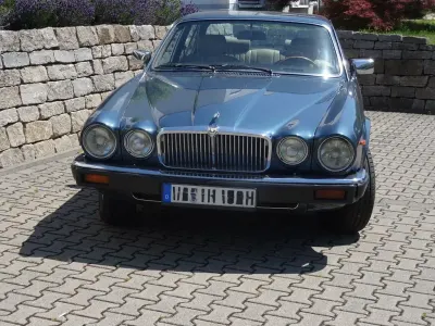Gebraucht Jaguar XJ6 205 PS (150 kW) 1983 Blau Limousine