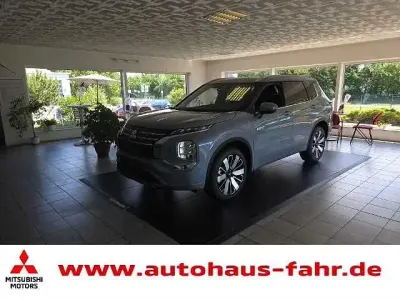 Neu Mitsubishi Outlander P-HEV Top 306 PS (225 kW) 2026 Grau SUV