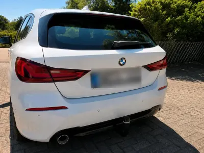 Gebraucht BMW 118 Sport Line 140 PS (102 kW) 2019 Weiß Limousine