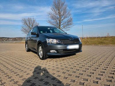 Gebraucht Skoda Fabia 95 PS (69 kW) 2018 Grau Kombi