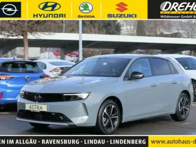 Gebraucht Opel Astra Edition 145 PS (106 kW) 2026 Grafik grau Limousine