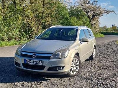 Gebraucht Opel Astra Edition 120 PS (88 kW) 2005 Kombi