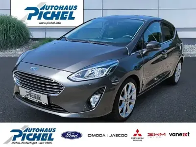 Gebraucht Ford Fiesta Titanium 101 PS (74 kW) 2019 Grau Kleinwagen
