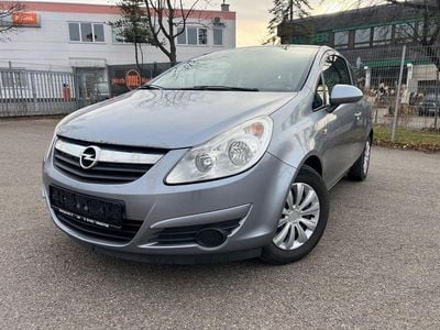 Używany Opel Corsa Edition 80 KM (58 kW) 2009 Srebrny Hatchback