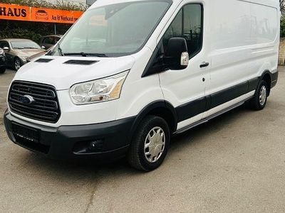 Gebraucht Ford Transit Trend 125 PS (91 kW) 2017 Weiß Limousine