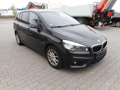 Gebraucht BMW 218 Sport Line 136 PS (100 kW) 2016 Saphirschwarz Van / Kleinbus