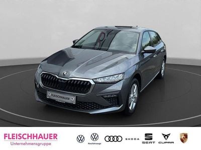 Neu Skoda Scala Essence 150 PS (110 kW) 2025 Graphitegrau metallic Kleinwagen