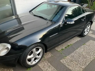 Gebraucht Mercedes SLK200 163 PS (119 kW) 2000 Schwarz Cabrio