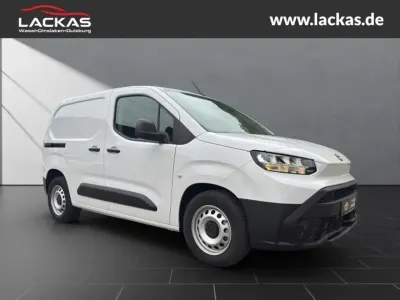 Neu Toyota Proace City City 100 kW (136 PS) 2026 Icy white (weiss) Van / Kleinbus