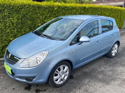 Używany Opel Corsa Innovation 60 KM (44 kW) 2007 Niebieski Hatchback