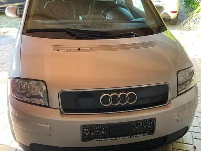 Gebraucht Audi A2 75 PS (55 kW) 2003 Silber Kleinwagen