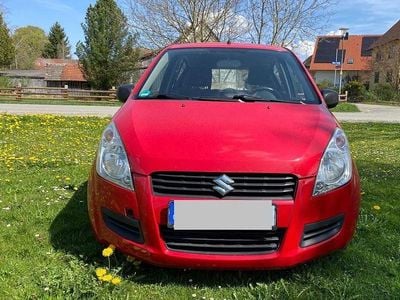 Begagnad Suzuki Splash Basic 65 HK (47 kW) 2010 Röd Halvkombi