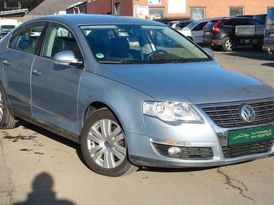 Gebraucht VW Passat Highline 140 PS (102 kW) 2005 Blau Limousine