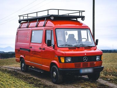 Gebraucht Mercedes T1 105 PS (77 kW) 1993 Rot Van