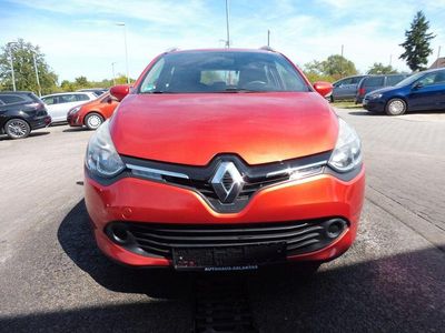Gebraucht Renault Clio IV Dynamique 90 PS (66 kW) 2015 Rot Limousine