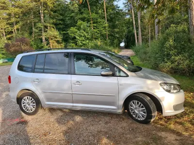 Gebraucht VW Touran 140 PS (102 kW) 2012 Silber Van / Kleinbus