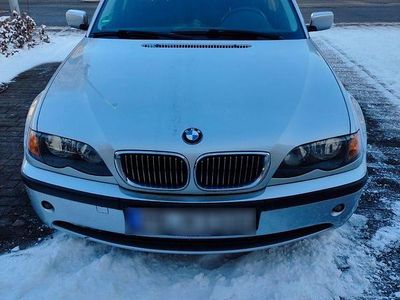 Gebraucht BMW 320 170 PS (125 kW) 2003 Silber Kombi