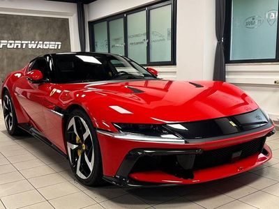 Neu Ferrari 12 Cilindri 831 PS (611 kW) 2025 Rot Coupé