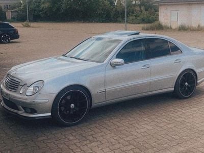 Mercedes E320