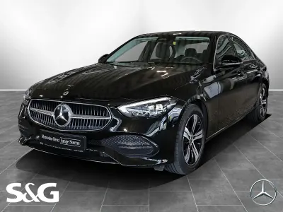 Second-hand Mercedes C180 170 CP (125 kW) 2025 Negru Berlinǎ