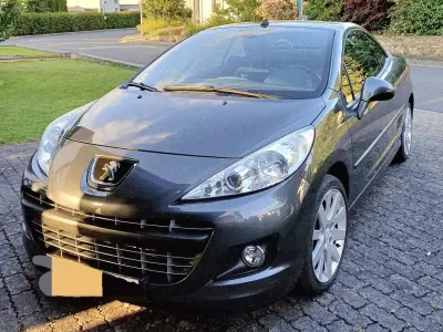Gebraucht Peugeot 207 Allure 120 PS (88 kW) 2012 Grau Cabrio