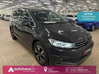 Grau Gebraucht 2022 VW Touran Highline Van / Kleinbus | 27.660 € (Guter Preis)