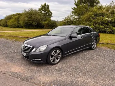 Używany Mercedes E350 Avantgarde 292 KM (214 kW) 2009 Szary Sedan/Limuzyna
