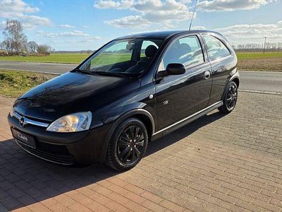 Second-hand Opel Corsa Njoy 58 CP (42 kW) 2003 Negru Hatchback