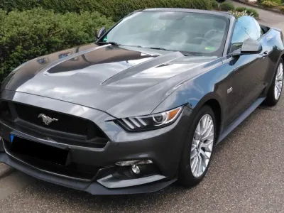 Gebraucht Ford Mustang GT 421 PS (309 kW) 2017 Grau Cabrio
