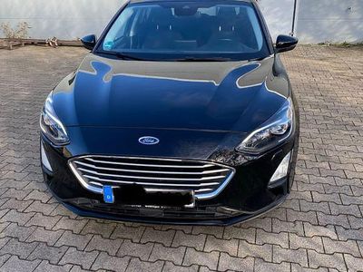 Gebraucht Ford Focus Titanium 125 PS (91 kW) 2018 Schwarz Limousine