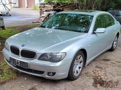 BMW 730