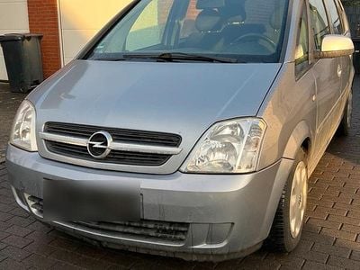 Gebraucht Opel Meriva 90 PS (66 kW) 2005 Silber Van / Kleinbus