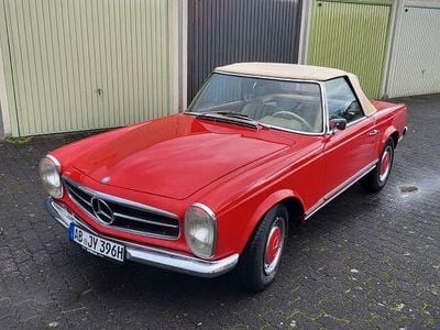 Gebraucht Mercedes 230 120 PS (88 kW) 1965 Rot Cabrio