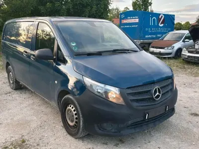 Gebraucht Mercedes Vito 114 PS (83 kW) 2015 Blau Van