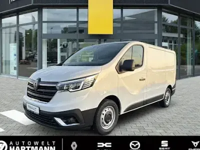 Neu Renault Trafic Komfort 131 PS (96 kW) 2026 Weiß Van / Kleinbus