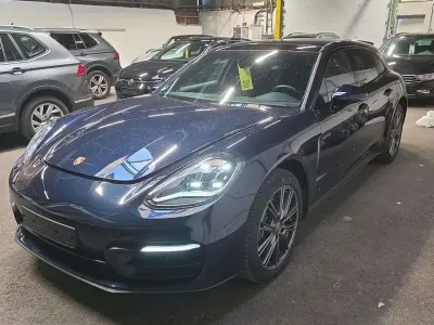 Gebraucht Porsche Panamera Platinum Edition 462 PS (339 kW) 2023 Nachtblaumetallic Kombi