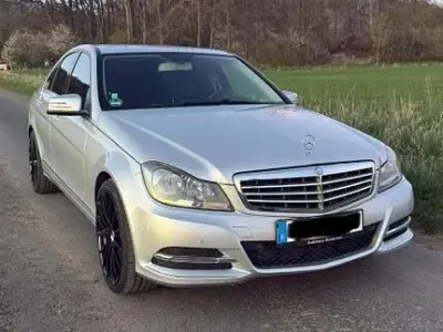 Używany Mercedes C180 Avantgarde 156 KM (114 kW) 2013 Szary Sedan/Limuzyna