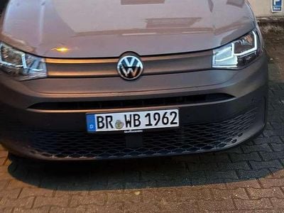 Gebraucht VW Caddy Goal 102 PS (75 kW) 2024 Grau Van / Kleinbus