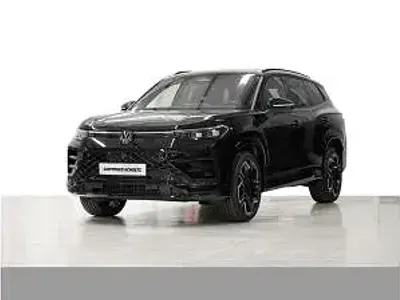 Neu VW Tayron 193 PS (141 kW) 2026 Schwarz (grenadillschwarz metallic) SUV