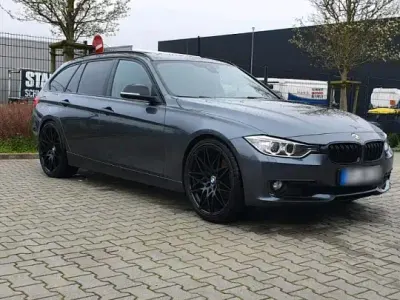 Gebraucht BMW 325 Luxury Line 218 PS (160 kW) 2014 Grau Kombi