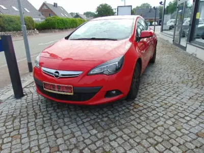 Gebraucht Opel Astra GTC Innovation 179 PS (131 kW) 2011 Power rot/traffic red ral3020 Coupé