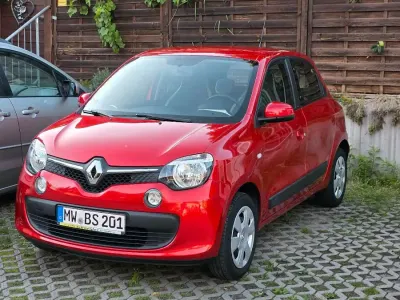 Używany Renault Twingo SE 70 KM (51 kW) 2017 Czerwony Hatchback